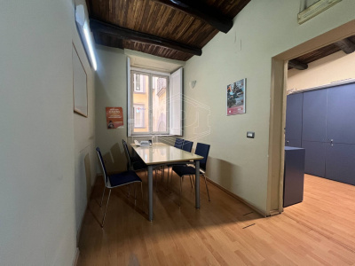 Ampio ufficio in Riviera di Chiaia 256, Napoli (NA)