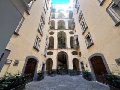 Ampio ufficio in Riviera di Chiaia 256, Napoli (NA)