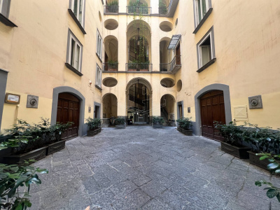 Ampio ufficio in Riviera di Chiaia 256, Napoli (NA)