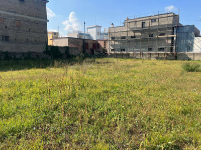 Terreno Edificabile in Via V. Caliendo 45, Marigliano (NA)