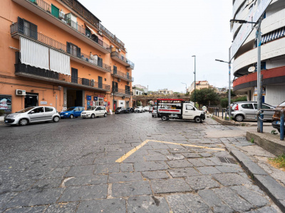 Locale in Via Nicola Nicolini 68, Napoli (NA)