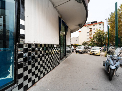 Locale in Via Nicola Nicolini 68, Napoli (NA)