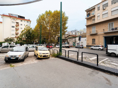 Locale in Via Nicola Nicolini 68, Napoli (NA)