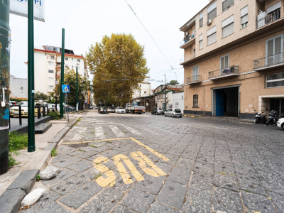 Locale in Via Nicola Nicolini 68, Napoli (NA)