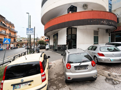 Locale in Via Nicola Nicolini 68, Napoli (NA)