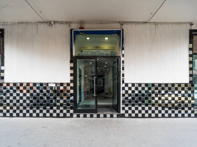 Locale in Via Nicola Nicolini 68, Napoli (NA)