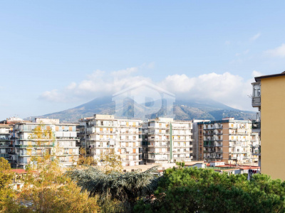 Quadrilocale in Via G. Papini 8, San Giorgio a Cremano (NA)