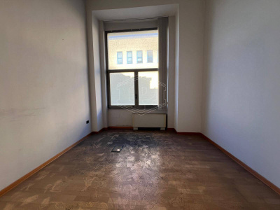 Uffici in Via F. Imparato 190, Napoli (NA)