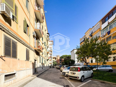 Quadrilocale in Via Giacomo Leopardi 136, Napoli (NA)