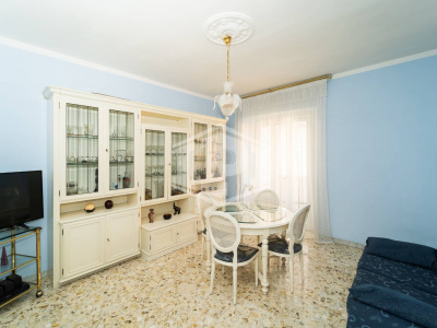 Quadrilocale in Via Giacomo Leopardi 136, Napoli (NA)