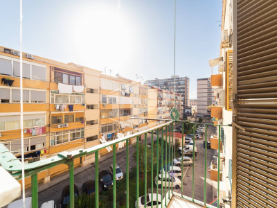 Quadrilocale in Via Giacomo Leopardi 136, Napoli (NA)