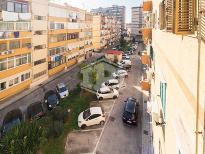 Quadrilocale in Via Giacomo Leopardi 136, Napoli (NA)