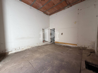 Locale commerciale in Via G. Verdi 22, Napoli (NA)