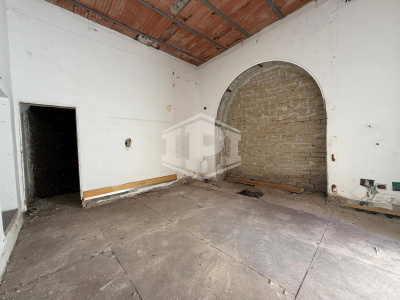 Locale commerciale in Via G. Verdi 22, Napoli (NA)