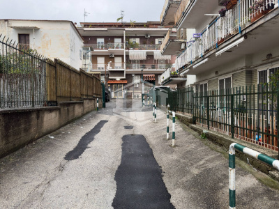 Quadrilocale in Via Terracina 127, Napoli (NA)