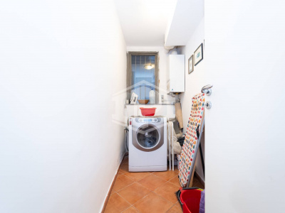 Ampio Bilocale in Via Monte di Dio 14, Napoli (NA)