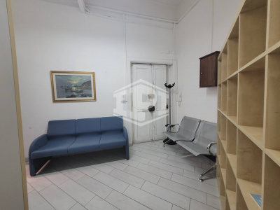 5 vani in Via Nicola A. Porpora 19, Napoli (NA)