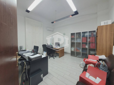 5 vani in Via Nicola A. Porpora 19, Napoli (NA)