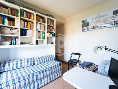 Villa con piscina in Via Monteruscello 35, Pozzuoli (NA)