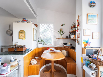 Villa con piscina in Via Monteruscello 35, Pozzuoli (NA)