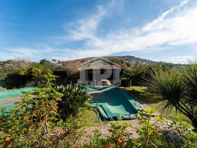 Villa con piscina in Via Monteruscello 35, Pozzuoli (NA)