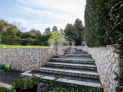 Villa in Vendita in Strada Provinciale Acropoli di Cuma 1, Pozzuoli (NA)