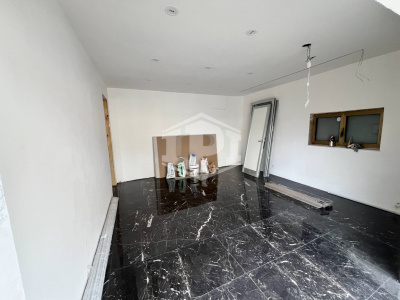 Locale Commerciale in Via Vicinale Campanile 123, Napoli (NA)