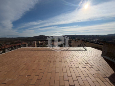 Intera palazzina in Via Napoli 11, Roccamonfina (CE)