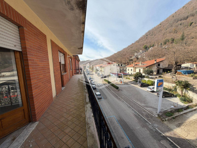 Intera palazzina in Via Napoli 11, Roccamonfina (CE)