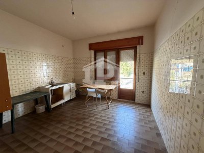 Intera palazzina in Via Napoli 11, Roccamonfina (CE)