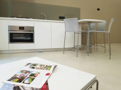 Bilocale arredato in Via Duomo 305, Napoli (NA)