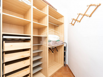 Ampio Bilocale in Via Monte di Dio 14, Napoli (NA)