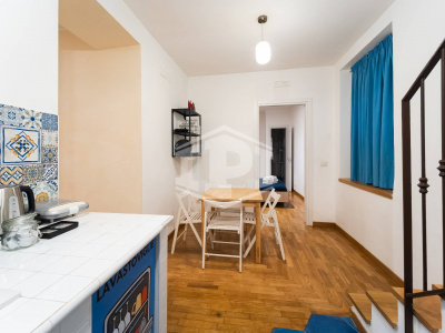 Ampio Bilocale in Piazza Portanova 11, Napoli (NA)