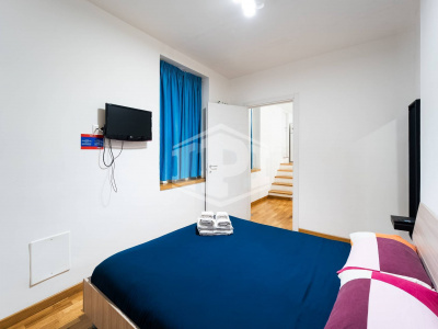 Ampio Bilocale in Piazza Portanova 11, Napoli (NA)