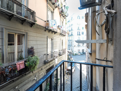 Ampio Bilocale in Piazza Portanova 11, Napoli (NA)