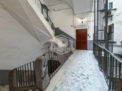 Ampio Bilocale in Piazza Portanova 11, Napoli (NA)