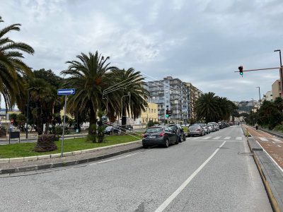 Locali commerciali, Via Fuorigrotta (NA)