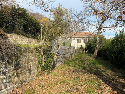 Villa in Via Giglioli 5, Roccamonfina (CE)