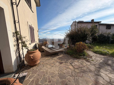 Villa in Via Giglioli 5, Roccamonfina (CE)