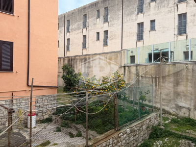 Quadrilocale su più livelli in Via Nazario Sauro 4, Gaeta Medievale (LT)