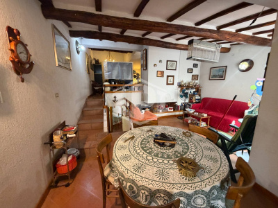 Quadrilocale su più livelli in Via Nazario Sauro 4, Gaeta Medievale (LT)