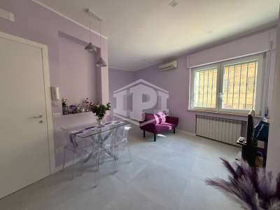 Ampio monolocale arredato in Via Filippo Illuminato 26, Napoli (NA)