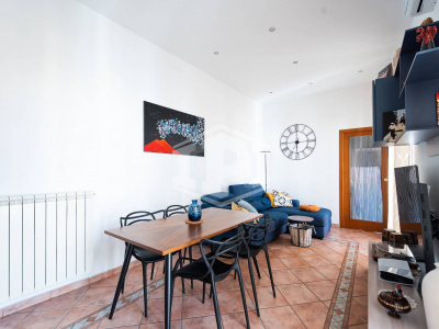 Quadrilocale in Via Mariano D'Amelio 42, Napoli (NA)