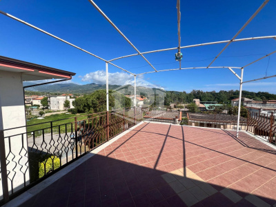 5 vani con terrazzo in parco in Ascea Marina, Cilento (SA)