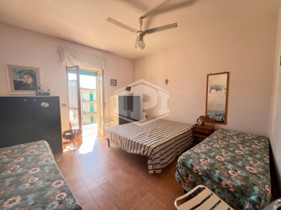 5 vani con terrazzo in parco in Ascea Marina, Cilento (SA)