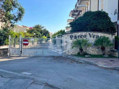 5 vani con terrazzo in parco in Ascea Marina, Cilento (SA)