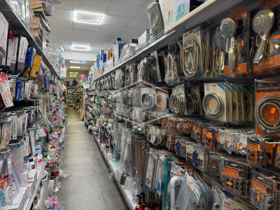 Ampio Locale in Via Consalvo 97, Napoli (NA)