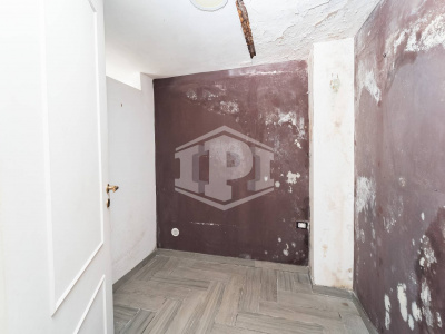 Locale in Piazza Santa Maria della Fede 7, Napoli (NA)