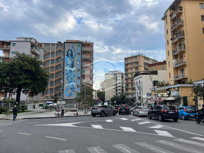 Ampio locale in Piazza Muzii 11, Napoli (NA)