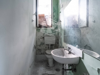 Bilocale in Via A. Falcone 88, Napoli (NA)